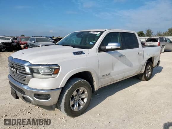 2019 Ram 1500 Laramie z VIN 1C6RREJT0KN530954, wystawiony jako Copart lot #85283745 z przebiegiem 162 124 mil mil oraz Szkoda całkowita • Salvage title. Historia ofert i sprzedaży dostępna na DreamBid. Obrazek 1.