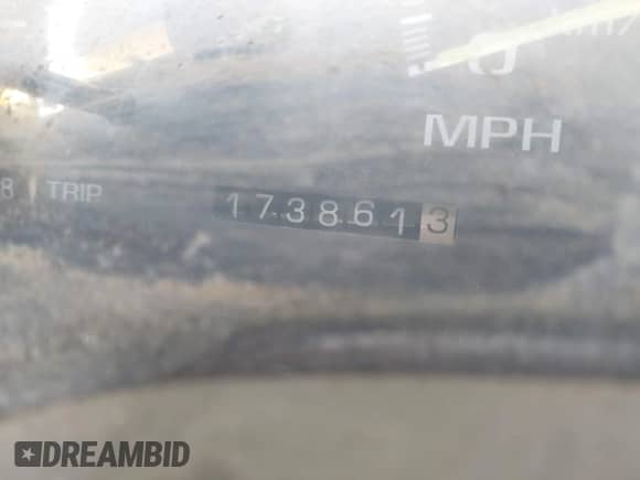 1998 Chevrolet Silverado 2500 с VIN 1GCGK29R2WE222198, выставлен на аукционе IAAI как лот 43226015 с пробегом 173 861 миль миль и . История ставок и продаж доступна на DreamBid. Изображение 16.