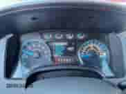 2013 Ford F-150 XL z VIN 1FTFX1ET5DKE13881, wystawiony jako Copart lot #89801475 z przebiegiem 106 557 mil mil oraz Czysty tytuł • Clean title. Historia ofert i sprzedaży dostępna na DreamBid. Obrazek 10.