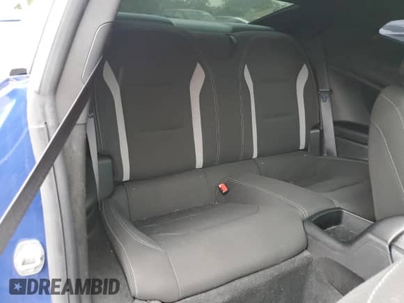 2019 Chevrolet Camaro 1LT z VIN 1G1FB1RS9K0159724, wystawiony jako Copart lot #69276795 z przebiegiem 74 882 mil mil oraz Szkoda całkowita • Salvage title. Historia ofert i sprzedaży dostępna na DreamBid. Obrazek 10.