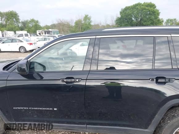 2023 Jeep Grand Cherokee Altitude with VIN 1C4RJKAG5P8871063, listed as a IAAI auction lot 42786718 with 64,492 mi miles and . Bid and sale history available at DreamBid. Image 14.