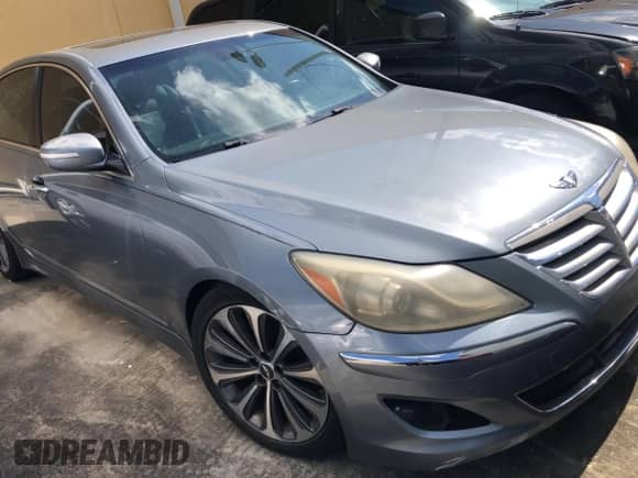 2014 Hyundai Genesis R-Spec с VIN KMHGC4DH7EU261053, выставлен на аукционе Copart как лот 66725735 с пробегом 160 856 миль миль и Чистый • Clean title. История ставок и продаж доступна на DreamBid. Изображение 1.