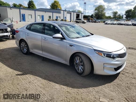 2016 Kia Optima EX with VIN 5XXGU4L3XGG072834, listed as a Copart auction lot 84934045 with 118,446 mi miles and Salvage title. Bid and sale history available at DreamBid. Image 4.