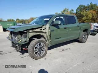 2021 Toyota Tundra SR5 with VIN 5TFDY5F15MX986825, listed as a Copart auction lot 81116245 with 66,526 mi miles and Salvage title. Bid and sale history available at DreamBid. Image 1.
