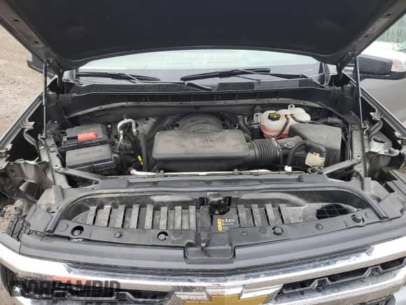 2023 Chevrolet Silverado 1500 LT with VIN 1GCRDDED9PZ233153, listed as a Copart auction lot 58030305 with 28,170 mi miles and Salvage title. Bid and sale history available at DreamBid. Image 11.