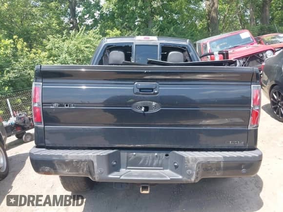 2013 Ford F-150 XL с VIN 1FTFW1ET3DFB34215, выставлен на аукционе IAAI как лот 42646918 с пробегом 142 701 миль миль и . История ставок и продаж доступна на DreamBid. Изображение 17.