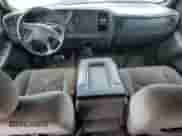 2006 GMC Sierra 1500 SLE1 с VIN 2GTEK13T561186904, выставлен на аукционе Copart как лот 68308075 с пробегом 235 140 миль миль и Списание • Salvage title. История ставок и продаж доступна на DreamBid. Изображение 8.