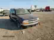 1999 Chevrolet Blazer LS z VIN 1GNCS13W9X2194269, wystawiony jako Copart lot #75468004 z przebiegiem 154 501 mil mil oraz Szkoda całkowita • Salvage title. Historia ofert i sprzedaży dostępna na DreamBid. Obrazek 15.