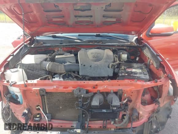 2017 Toyota Tacoma SR5 with VIN 5TFAZ5CN5HX024165, listed as a IAAI auction lot 43492786 with 195,719 mi miles and . Bid and sale history available at DreamBid. Image 10.