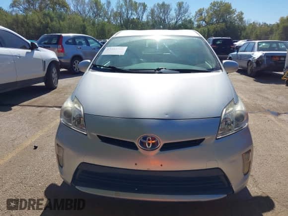 2015 Toyota Prius Two with VIN JTDKN3DUXF0409642, listed as a IAAI auction lot 43523738 with 160,941 mi miles and . Bid and sale history available at DreamBid. Image 12.