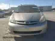 2009 Toyota Sienna XLE с VIN 5TDBK22CX9S027058, выставлен на аукционе Copart как лот 86182025 с пробегом 153 143 миль миль и Списание • Salvage title. История ставок и продаж доступна на DreamBid. Изображение 5.