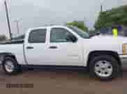 2012 Chevrolet Silverado 1500 LS z VIN 3GCPCREAXCG128550, wystawiony jako IAAI lot #41903814 z przebiegiem 248 558 mil mil oraz . Historia ofert i sprzedaży dostępna na DreamBid. Obrazek 13.