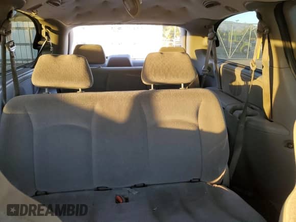 2002 Dodge Caravan Sport с VIN 2B4GP44392R705388, выставлен на аукционе Copart как лот 88171495 с пробегом 138 810 миль миль и Списание • Salvage title. История ставок и продаж доступна на DreamBid. Изображение 10.