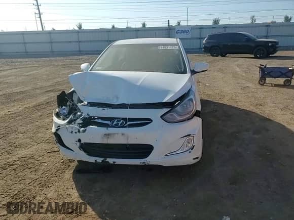 2013 Hyundai Accent SE с VIN KMHCU5AE1DU076913, выставлен на аукционе Copart как лот 84831475 с пробегом 111 520 миль миль и Списание • Salvage title. История ставок и продаж доступна на DreamBid. Изображение 13.