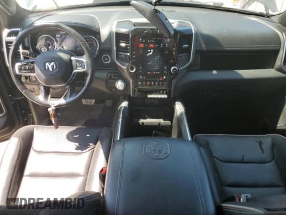 2021 Ram 1500 Laramie z VIN 1C6RREJT9MN574938, wystawiony jako Copart lot #66356535 z przebiegiem 57 486 mil mil oraz Nie do naprawy • Non repairable. Historia ofert i sprzedaży dostępna na DreamBid. Obrazek 8.