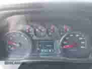 2020 Chevrolet Silverado 1500 Work Truck z VIN 1GCRYAEFXLZ179618, wystawiony jako IAAI lot #42499975 z przebiegiem 74 410 mil mil oraz . Historia ofert i sprzedaży dostępna na DreamBid. Obrazek 7.