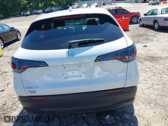 2025 Honda HR-V LX z VIN 3CZRZ1H33SM715270, wystawiony jako IAAI lot #42730182 z przebiegiem 6 254 mil mil oraz . Historia ofert i sprzedaży dostępna na DreamBid. Obrazek 16.