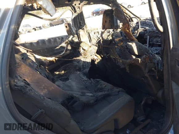 2023 Dodge Durango R/T Plus z VIN 1C4SDHCT7PC687200, wystawiony jako IAAI lot #41146614 z przebiegiem Nie podano mil oraz . Historia ofert i sprzedaży dostępna na DreamBid. Obrazek 8.