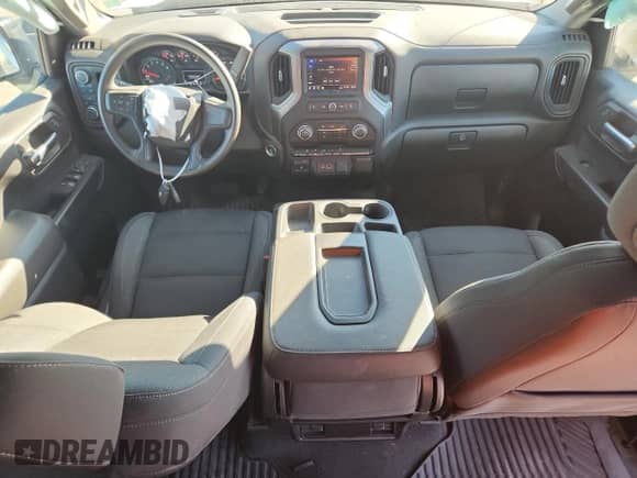 2023 Chevrolet Silverado 1500 Custom with VIN 3GCPDBEKXPG123724, listed as a Copart auction lot 89699245 with 39,531 mi miles and Salvage title. Bid and sale history available at DreamBid. Image 8.