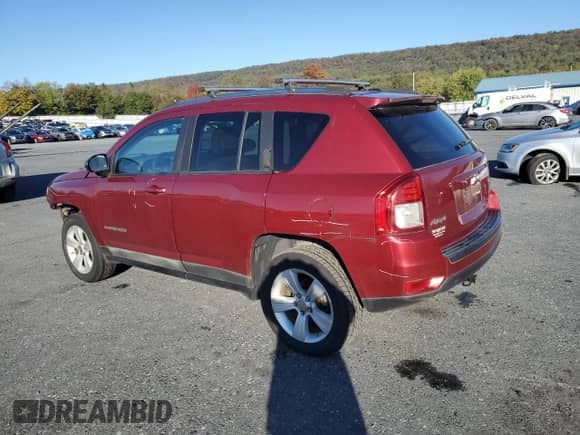 2011 Jeep Compass Latitude с VIN 1J4NF1FB1BD135397, выставлен на аукционе Copart как лот 83930795 с пробегом 114 350 миль миль и Списание • Salvage title. История ставок и продаж доступна на DreamBid. Изображение 2.
