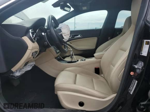 2019 Mercedes-Benz CLA 250 с VIN WDDSJ4EB3KN767716, выставлен на аукционе Copart как лот 70911655 с пробегом 70 785 миль миль и Списание • Salvage title. История ставок и продаж доступна на DreamBid. Изображение 7.