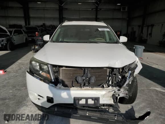 2013 Nissan Pathfinder SV with VIN 5N1AR2MM4DC670086, listed as a Copart auction lot 70390775 with 133,722 mi miles and Salvage title. Bid and sale history available at DreamBid. Image 5.