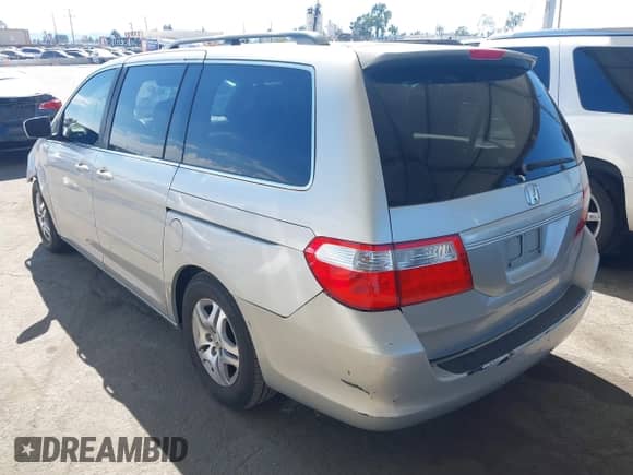 2005 Honda Odyssey EX с VIN 5FNRL38495B416810, выставлен на аукционе IAAI как лот 43412581 с пробегом 282 714 миль миль и . История ставок и продаж доступна на DreamBid. Изображение 3.