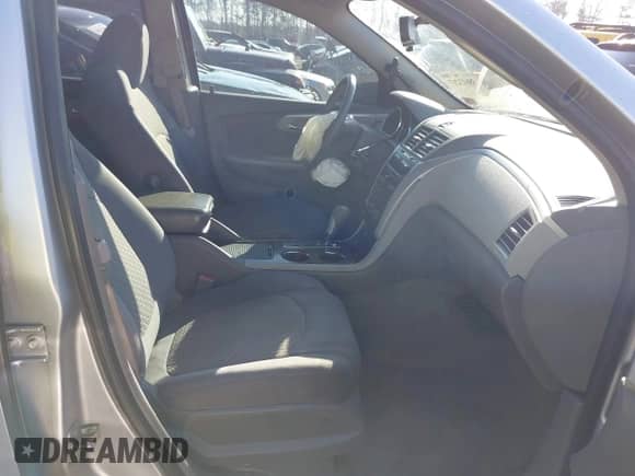 2012 Chevrolet Traverse LS с VIN 1GNKREED3CJ195606, выставлен на аукционе IAAI как лот 38613217 с пробегом 121 328 миль миль и . История ставок и продаж доступна на DreamBid. Изображение 5.
