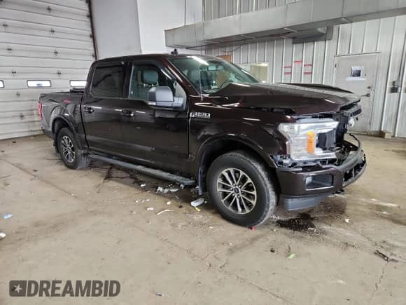 2018 Ford F-150 XLT z VIN 1FTEW1EP7JFB82021, wystawiony jako Copart lot #87015425 z przebiegiem 178 331 mil mil oraz Nie do naprawy • Non repairable. Historia ofert i sprzedaży dostępna na DreamBid. Obrazek 4.