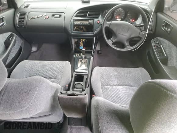 1998 Honda Accord с VIN CF71009532, выставлен на аукционе Copart как лот 68670105 с пробегом 22 659 миль миль и Списание • Salvage title. История ставок и продаж доступна на DreamBid. Изображение 8.