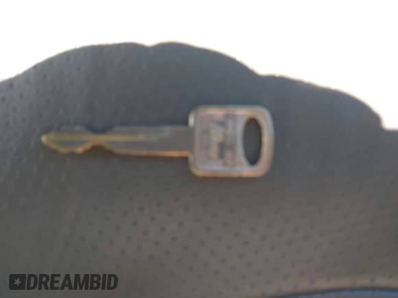 2008 Ford Econoline Cargo Commercial with VIN 1FTSS34L08DA98993, listed as a IAAI auction lot 43373901 with 201,810 mi miles and . Bid and sale history available at DreamBid. Image 11.