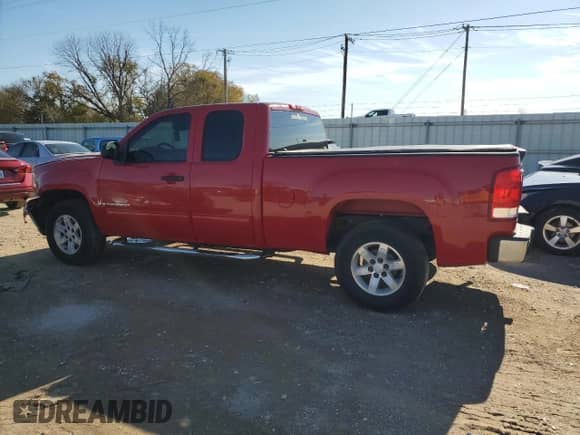 2007 GMC Sierra 1500 SLE1 with VIN 2GTEC19C671620771, listed as a Copart auction lot 87043634 with 301,038 mi miles and Salvage title. Bid and sale history available at DreamBid. Image 2.