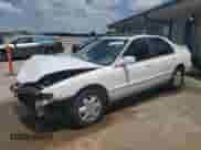 1996 Honda Accord EX z VIN 1HGCE6678TA014024, wystawiony jako Copart lot #62682674 z przebiegiem 238 989 mil mil oraz Szkoda całkowita • Salvage title. Historia ofert i sprzedaży dostępna na DreamBid. Obrazek 1.