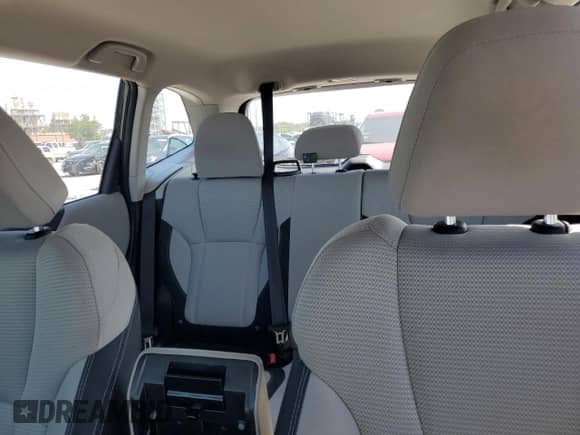 2023 Subaru Forester z VIN JF2SKACC7PH410399, wystawiony jako Copart lot #55655835 z przebiegiem 33 274 mil mil oraz Szkoda całkowita • Salvage title. Historia ofert i sprzedaży dostępna na DreamBid. Obrazek 10.