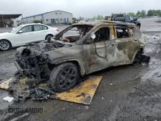 2025 Jeep Compass Limited с VIN 3C4NJDCN6ST504236, выставлен на аукционе Copart как лот 51875395 с пробегом Не указан миль и Списание • Salvage title. История ставок и продаж доступна на DreamBid. Изображение 1.