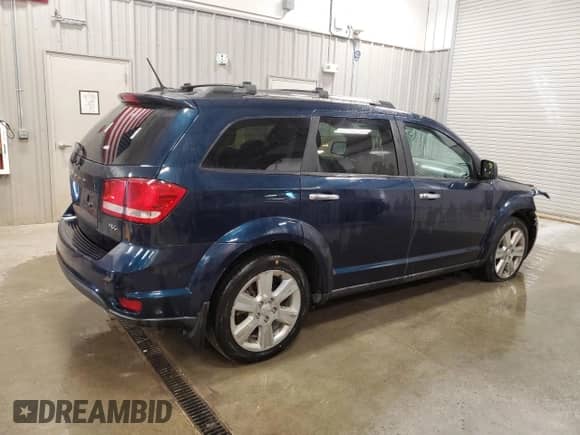 2014 Dodge Journey R/T with VIN 3C4PDDFG8ET304301, listed as a Copart auction lot 67925055 with 154,862 mi miles and Clean title. Bid and sale history available at DreamBid. Image 3.