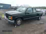 1994 GMC Sierra 1500 with VIN 2GTEC19K7R1533441, listed as a IAAI auction lot 41880776 with 221,449 mi miles and . Bid and sale history available at DreamBid. Image 2.