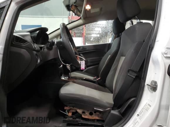 2016 Ford Fiesta S с VIN 3FADP4TJ5GM136498, выставлен на аукционе Copart как лот 65722955 с пробегом 93 215 миль миль и Списание • Salvage title. История ставок и продаж доступна на DreamBid. Изображение 7.
