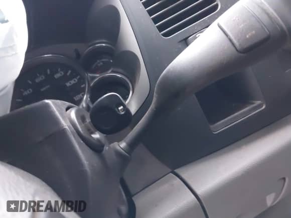 2011 Chevrolet Silverado 2500HD Work Truck с VIN 1GC1KVCGXBF263603, выставлен на аукционе IAAI как лот 40961007 с пробегом 170 712 миль миль и . История ставок и продаж доступна на DreamBid. Изображение 11.