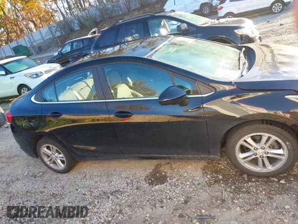 2017 Chevrolet Cruze LT с VIN 1G1BE5SM2H7246955, выставлен на аукционе IAAI как лот 43536453 с пробегом 46 373 миль миль и . История ставок и продаж доступна на DreamBid. Изображение 13.