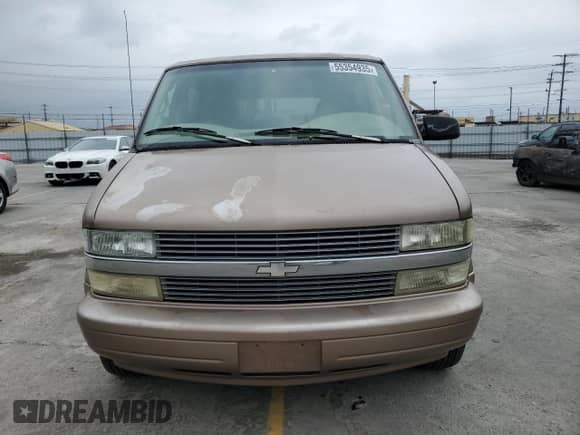 2003 Chevrolet Astro с VIN 1GNDM19X83B113514, выставлен на аукционе Copart как лот 55354935 с пробегом 230 729 миль миль и Списание • Salvage title. История ставок и продаж доступна на DreamBid. Изображение 5.