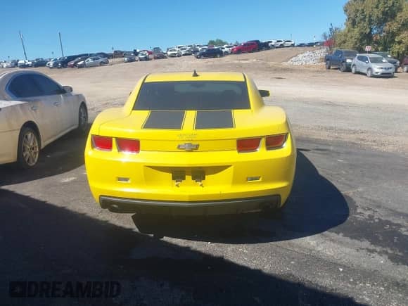 2011 Chevrolet Camaro 1LT с VIN 2G1FB1EDXB9111534, выставлен на аукционе IAAI как лот 43449117 с пробегом 225 468 миль миль и . История ставок и продаж доступна на DreamBid. Изображение 16.