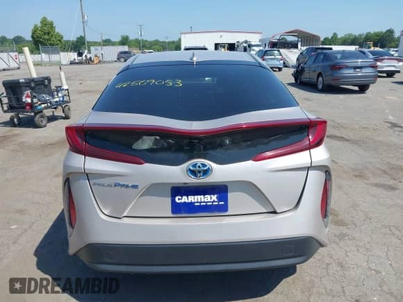 2018 Toyota Prius Plus z VIN JTDKARFP0J3075649, wystawiony jako IAAI lot #42569053 z przebiegiem 99 581 mil mil oraz . Historia ofert i sprzedaży dostępna na DreamBid. Obrazek 16.