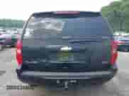 2008 Chevrolet Tahoe 3LT z VIN 1GNFC13048R194047, wystawiony jako IAAI lot #42403106 z przebiegiem 271 158 mil mil oraz . Historia ofert i sprzedaży dostępna na DreamBid. Obrazek 15.