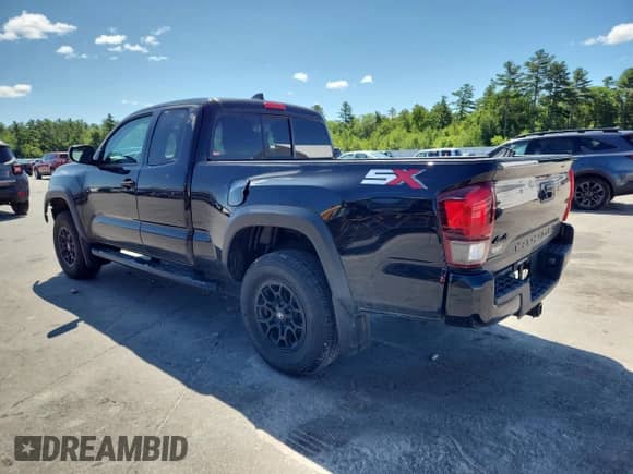 2022 Toyota Tacoma SR z VIN 3TYSZ5AN0NT082424, wystawiony jako Copart lot #65411225 z przebiegiem 22 506 mil mil oraz Szkoda całkowita • Salvage title. Historia ofert i sprzedaży dostępna na DreamBid. Obrazek 2.