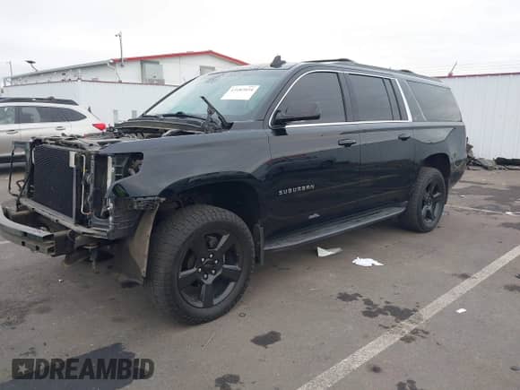 2018 Chevrolet Suburban LT z VIN 1GNSKHKC7JR324821, wystawiony jako IAAI lot #43182054 z przebiegiem 119 600 mil mil oraz . Historia ofert i sprzedaży dostępna na DreamBid. Obrazek 20.