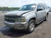 2009 Chevrolet Suburban 2LT с VIN 1GNFK26349R156267, выставлен на аукционе IAAI как лот 42486917 с пробегом 269 891 миль миль и . История ставок и продаж доступна на DreamBid. Изображение 2.