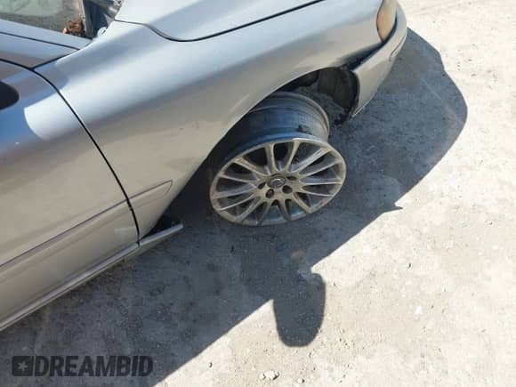 2007 Volvo S60 2.5L Turbo с VIN YV1RS592072616549, выставлен на аукционе IAAI как лот 43010198 с пробегом 242 583 миль миль и . История ставок и продаж доступна на DreamBid. Изображение 14.