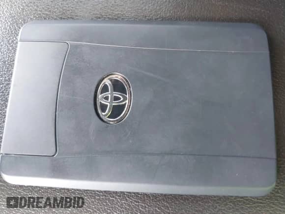 2024 Toyota Tacoma SR5 z VIN 3TMLB5JN7RM065128, wystawiony jako IAAI lot #42327526 z przebiegiem 8 385 mil mil oraz . Historia ofert i sprzedaży dostępna na DreamBid. Obrazek 11.