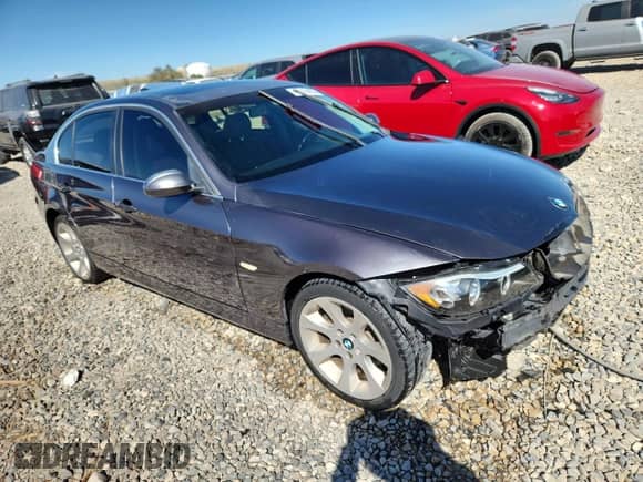 2006 BMW 3 Series 330i с VIN WBAVB335X6KR77746, выставлен на аукционе Copart как лот 80144935 с пробегом 123 424 миль миль и Списание • Salvage title. История ставок и продаж доступна на DreamBid. Изображение 4.